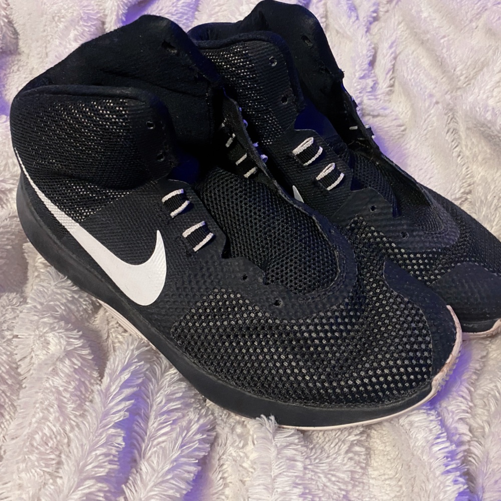 Nike Air Precision